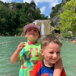 Meet your Posher, Derrick